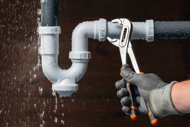 Professional Gas Line Repair technician working in Hudson Falls, NY
